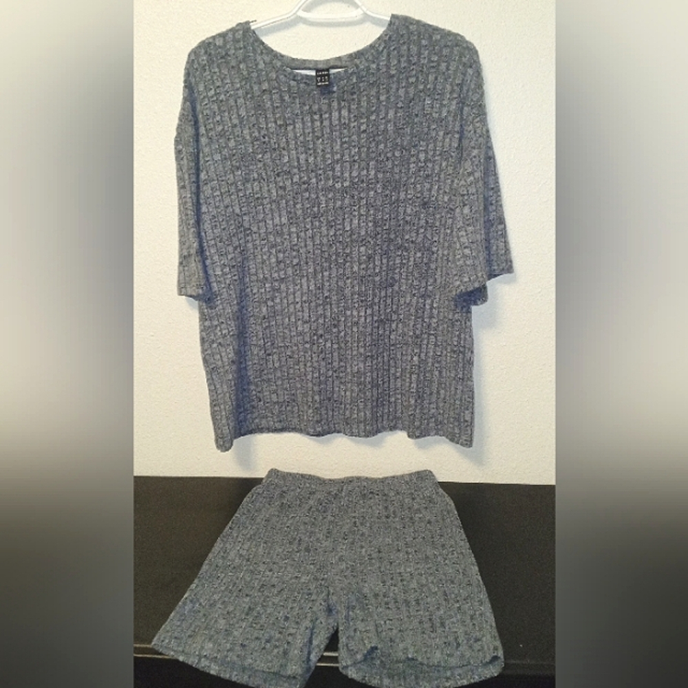 Shein Essence Drop Shoulder Ribbed Knit Tee and Biker Shorts